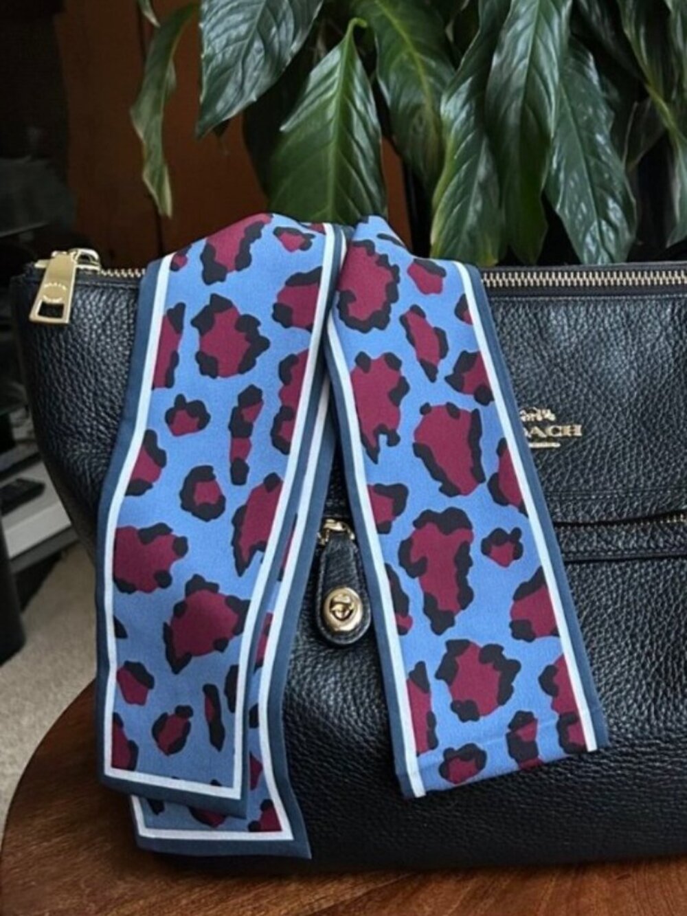 New Silk Skinny Scarf Twilly Leopard Print Blue🧣